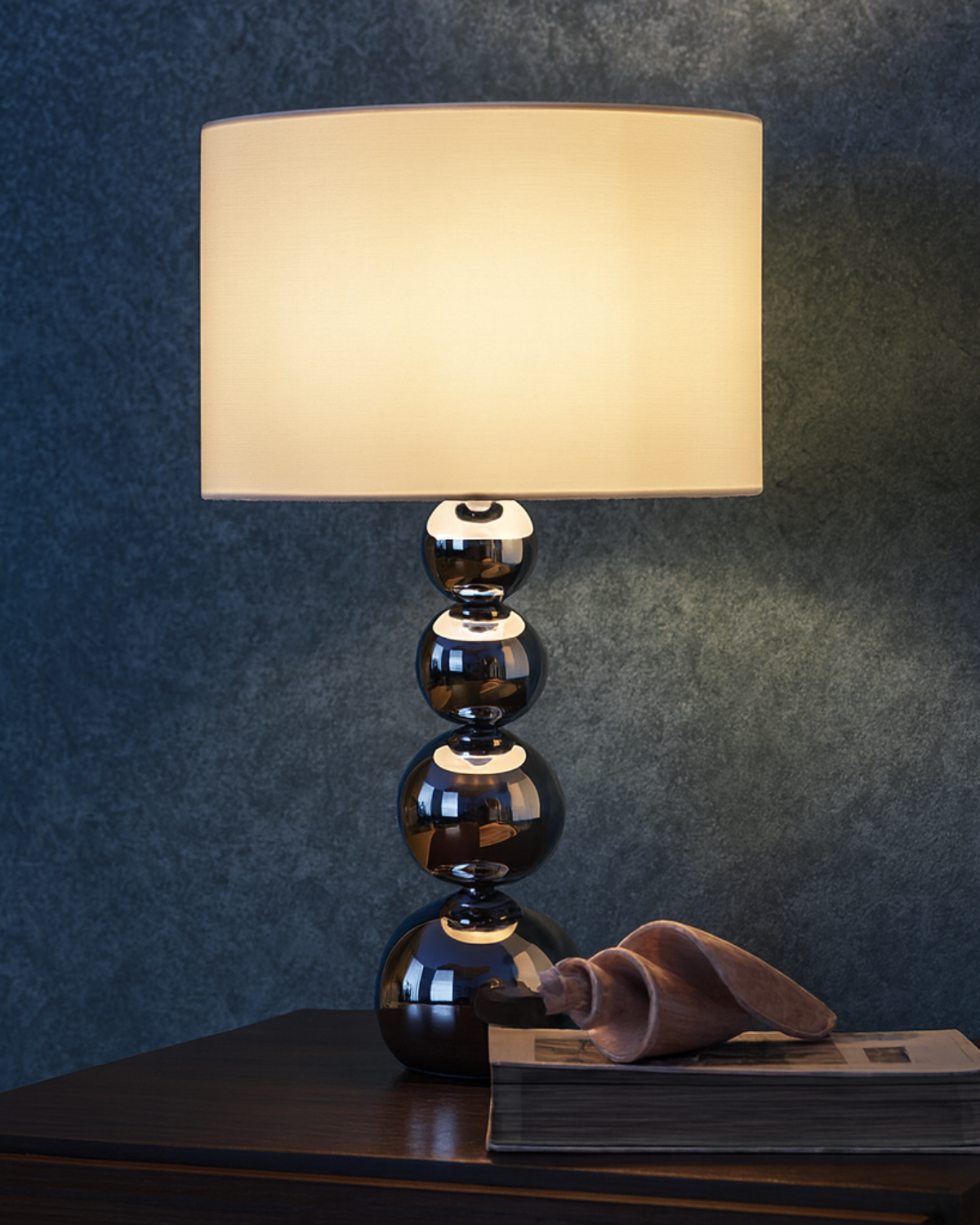 AMARO CHROME STACKED MODERN TABLE LAMP